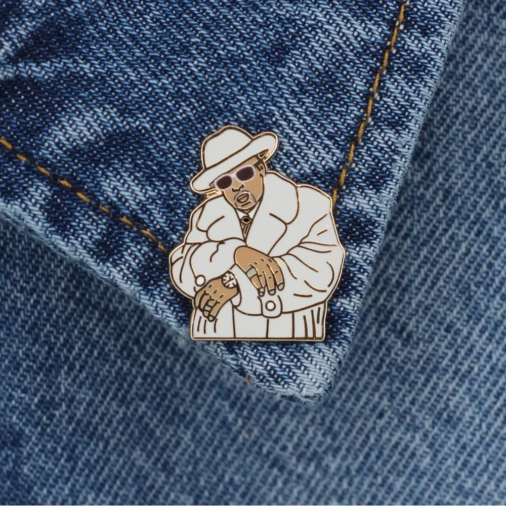 Tony Snow (pimp-c) player Stylish White and Gold Enamel Pin - Picture 3 of 11